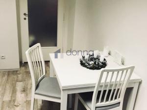 Pronájem bytu 2+kk, Praha, Sokolovská, 51 m2