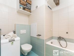 Pronájem bytu 2+kk, Praha - Troja, Krynická, 30 m2