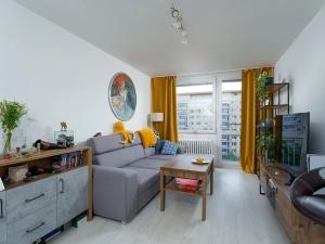 Prodej bytu 2+kk, Praha - Kobylisy, Frýdlantská, 45 m2