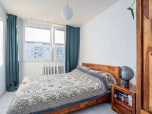 Prodej bytu 2+kk, Praha - Kobylisy, Frýdlantská, 45 m2