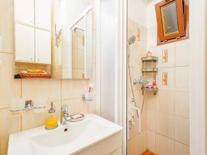 Prodej bytu 2+kk, Praha - Nusle, U křížku, 45 m2