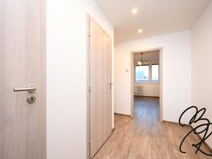 Pronájem bytu 2+kk, Praha - Háje, Plickova, 43 m2