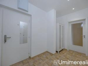 Pronájem bytu 2+1, Praha - Veleslavín, Na okraji, 55 m2