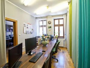 Pronájem kanceláře, Plzeň - Východní Předměstí, Radyňská, 56 m2