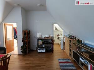 Pronájem bytu 2+kk, Praha - Smíchov, Pod hájem, 40 m2