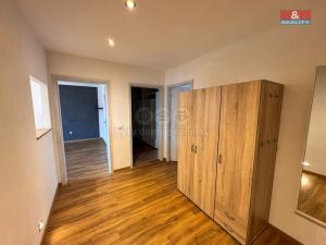 Pronájem bytu 3+1, Ústí nad Labem - Střekov, Tolstého, 65 m2