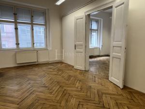 Pronájem kanceláře, Praha - Smíchov, Na bělidle, 105 m2