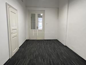 Pronájem kanceláře, Praha - Smíchov, Na bělidle, 105 m2