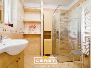 Prodej rodinného domu, Vroutek, Pod Hájem, 241 m2