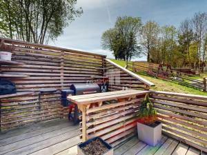 Prodej ubytování, Loučná pod Klínovcem - Loučná, 229 m2