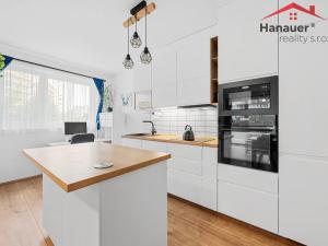 Prodej bytu 2+kk, Praha - Letňany, Pavla Beneše, 58 m2