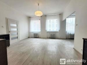 Pronájem bytu 3+1, Praha - Dejvice, Na Dionysce, 84 m2