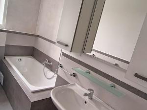 Pronájem bytu 1+1, Olomouc, Na zákopě, 50 m2