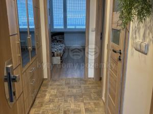 Pronájem bytu 2+kk, Králův Dvůr, Pod Hájem, 45 m2