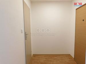 Pronájem bytu 1+kk, Jablonec nad Nisou, Na Vršku, 27 m2