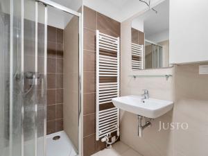 Pronájem bytu 4+kk, Brno - Zábrdovice, Přadlácká, 71 m2