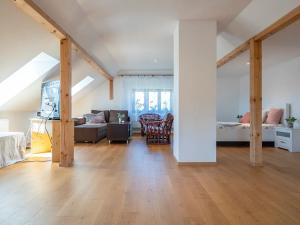 Prodej rodinného domu, Zámostí-Blata, 215 m2