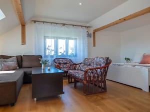 Prodej rodinného domu, Zámostí-Blata, 215 m2