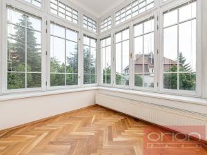 Pronájem rodinného domu, Praha - Smíchov, U Nesypky, 290 m2