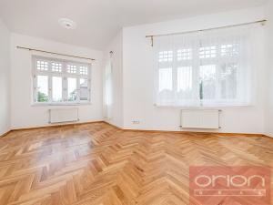 Pronájem rodinného domu, Praha - Smíchov, U Nesypky, 290 m2