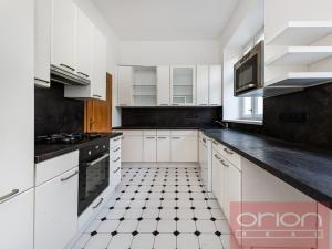 Pronájem rodinného domu, Praha - Smíchov, U Nesypky, 290 m2