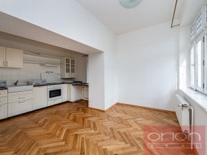 Pronájem rodinného domu, Praha - Smíchov, U Nesypky, 290 m2