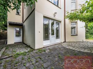 Pronájem rodinného domu, Praha - Smíchov, U Nesypky, 290 m2