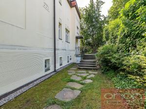 Pronájem rodinného domu, Praha - Smíchov, U Nesypky, 290 m2