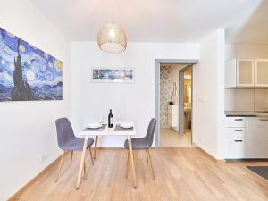 Pronájem bytu 2+kk, Praha - Smíchov, Bieblova, 45 m2