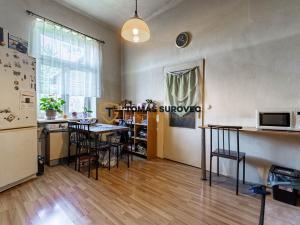 Prodej rodinného domu, Vizovice, Palackého Nám., 100 m2