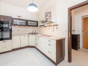 Pronájem bytu 2+1, Praha - Holešovice, Bubenská, 62 m2