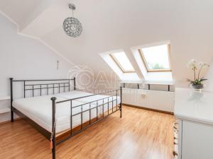 Pronájem bytu 2+1, Praha - Holešovice, Bubenská, 62 m2