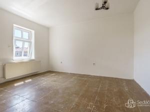 Prodej bytu 3+1, Karlovy Vary - Stará Role, Rybářská, 90 m2