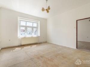 Prodej bytu 3+1, Karlovy Vary - Stará Role, Rybářská, 90 m2
