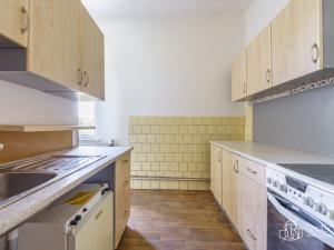 Prodej bytu 3+1, Karlovy Vary - Stará Role, Rybářská, 90 m2