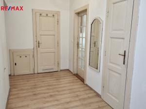 Pronájem bytu 1+1, Praha - Holešovice, Farského, 54 m2