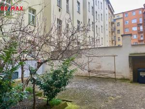 Pronájem bytu 1+1, Praha - Holešovice, Farského, 54 m2