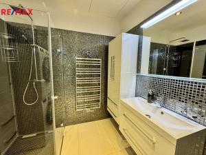 Pronájem bytu 4+kk, Roztoky, Lederova, 94 m2