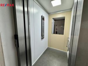 Pronájem bytu 4+kk, Roztoky, Lederova, 94 m2