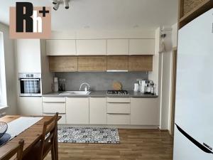 Prodej bytu 3+1, Ostrava, Heřmánková, 92 m2