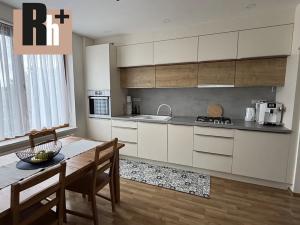 Prodej bytu 3+1, Ostrava, Heřmánková, 92 m2