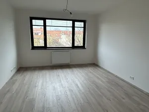 Pronájem bytu 1+kk, Písek, Pražská, 38 m2
