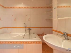 Pronájem bytu 3+1, Plzeň, Komenského, 72 m2