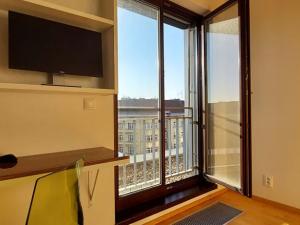 Pronájem bytu 3+kk, Praha - Holešovice, Jankovcova, 78 m2