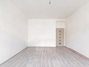 Pronájem bytu 2+1, Praha - Vršovice, 28. pluku, 55 m2