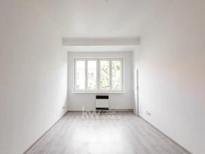 Pronájem bytu 2+1, Praha - Vršovice, 28. pluku, 55 m2