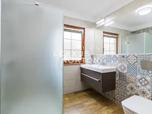 Pronájem rodinného domu, Tuchoměřice, U Špejcharu, 200 m2