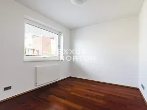 Pronájem rodinného domu, Praha - Dejvice, Štiplova, 219 m2
