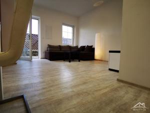 Pronájem bytu 1+kk, Jihlava, Sasovské údolí, 25 m2
