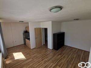 Pronájem bytu 1+kk, Hradec Králové, Akademika Heyrovského, 31 m2